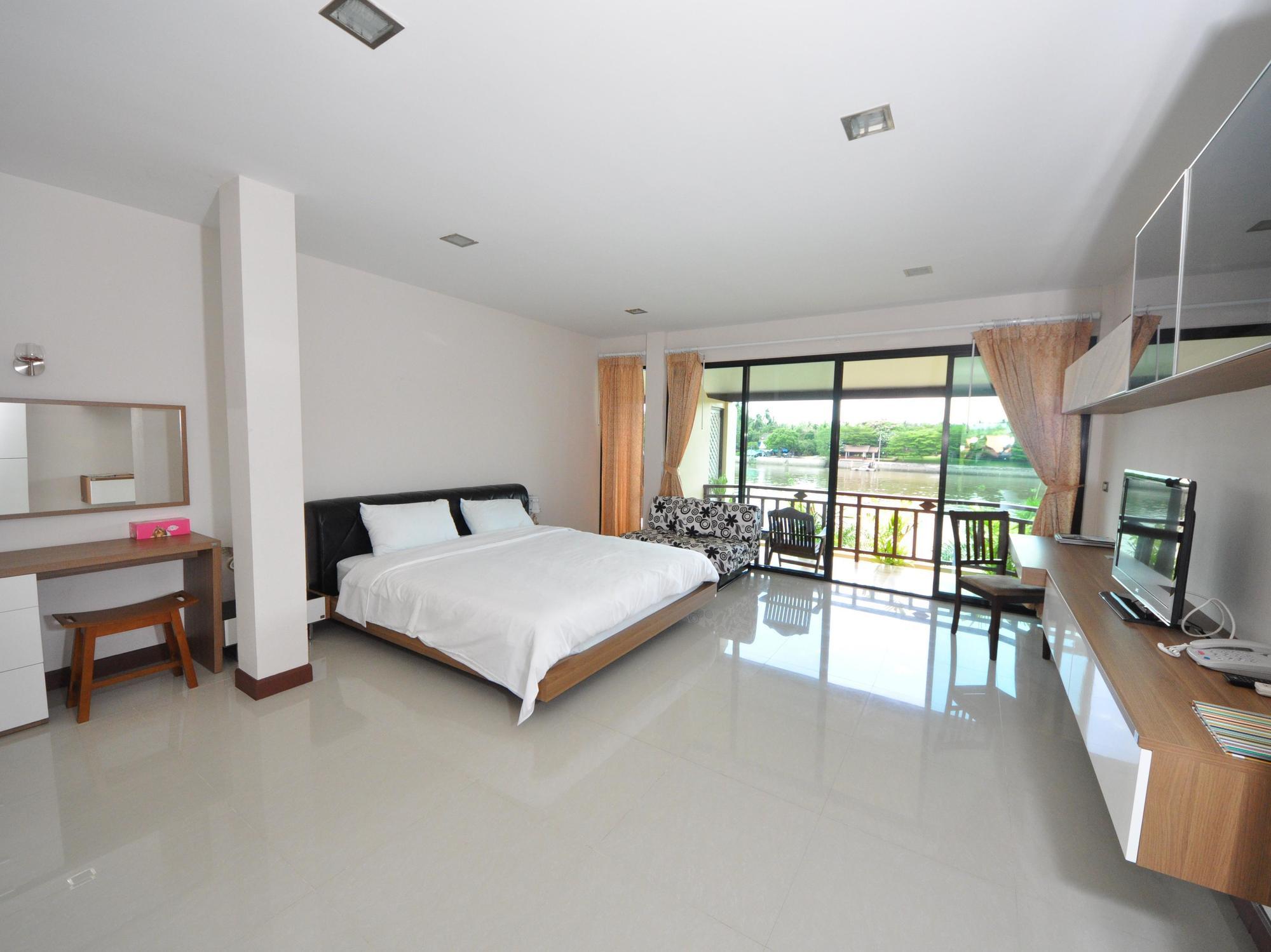 Maeklong Marina Resort Ratchaburi Экстерьер фото